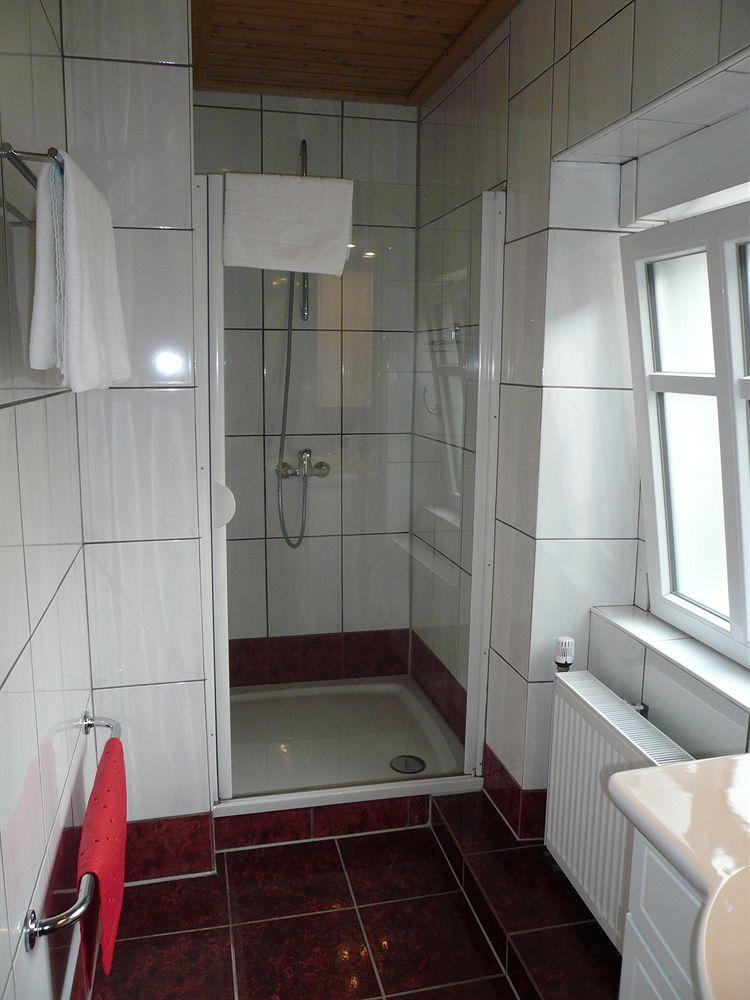 Mosel-Landhaus Am Moselufer B&B Briedern Kültér fotó